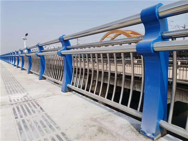 黄冈304不锈钢复合管护栏的生产工艺揭秘